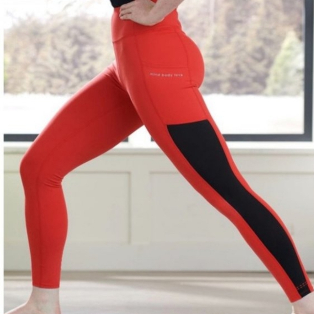 Caliente Red & Black Peace Love World Petite Large Leggings